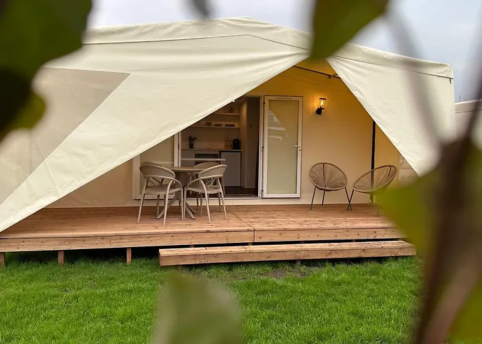 Glamping De Hof Eeden Glamping Warmond